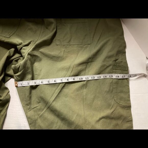 ONLY NECESSITIES, Olive Green Women’s Cargo Pants Inseam 27.5 Size 34WP Capri - Picture 9 of 16